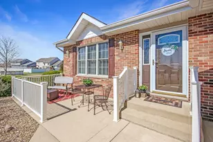 5824 Arrowhead Ct, Schererville, IN 46375 - Photo 2