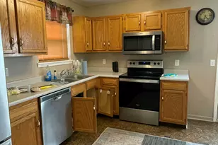 278 Broadmoor Bend, Pittsboro, IN 46167 - Photo 6