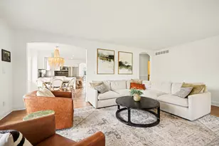 195 Amhurst Pl, Valparaiso, IN 46385 - Photo 10