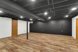 9030 Orchard Dr, Highland, IN 46322 - Photo 24