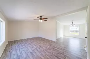 11327 N 550 E, Demotte, IN 46310 - Photo 12