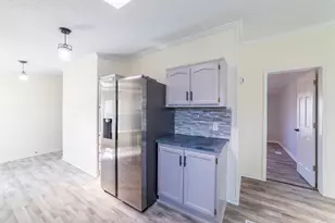 11327 N 550 E, Demotte, IN 46310 - Photo 24