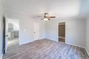 11327 N 550 E, Demotte, IN 46310 - Photo 32