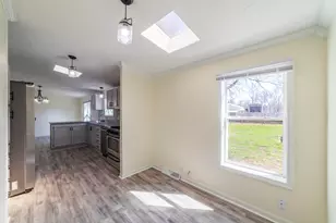 11327 N 550 E, Demotte, IN 46310 - Photo 30