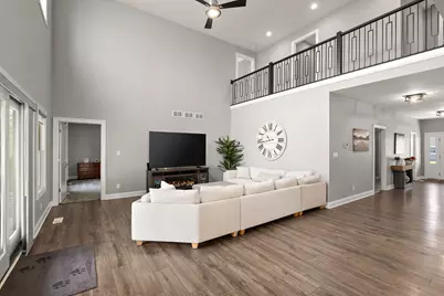 512 W Joliet Street, Crown Point, IN 46307 - Photo 8