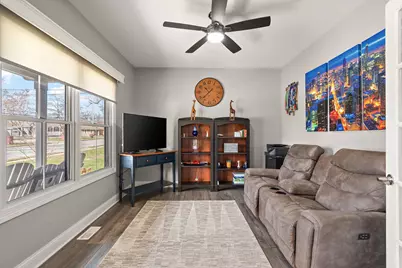 512 W Joliet Street, Crown Point, IN 46307 - Photo 6