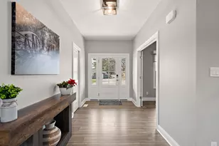 512 W Joliet St, Crown Point, IN 46307 - Photo 4