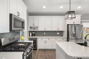 512 W Joliet St, Crown Point, IN 46307 - Photo 16