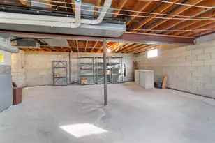 9536 Walnut Dr, Munster, IN 46321 - Photo 22