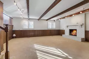 9536 Walnut Dr, Munster, IN 46321 - Photo 12