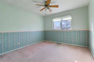 9536 Walnut Dr, Munster, IN 46321 - Photo 18