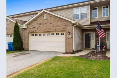 7627 E 112th Avenue, Crown Point, IN 46307 - Photo 2