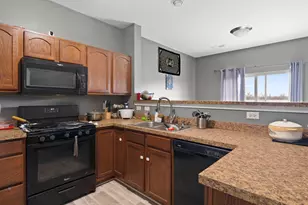 7627 E 112th Ave, Crown Point, IN 46307 - Photo 8