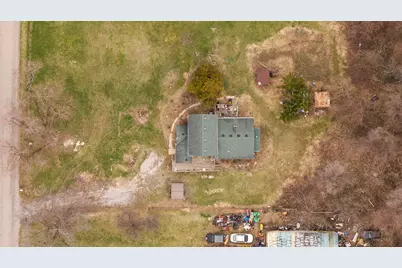 720 W 100 N, Valparaiso, IN 46385 - Photo 4