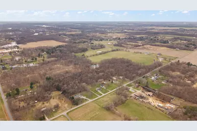 720 W 100 N, Valparaiso, IN 46385 - Photo 6