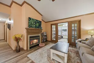 712 Dogwood Ct SW, Demotte, IN 46310 - Photo 2