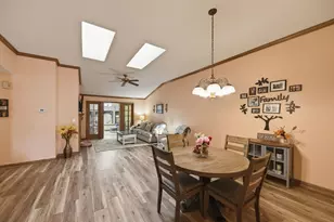 712 Dogwood Ct SW, Demotte, IN 46310 - Photo 4