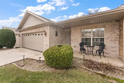 901 Veterans Lane, Crown Point, IN 46307 - Photo 4