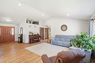 13716 Austin St, Cedar Lake, IN 46303 - Photo 4