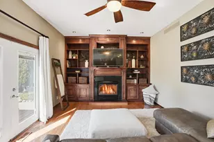 10106 Belmont Ct, Saint John, IN 46373 - Photo 6