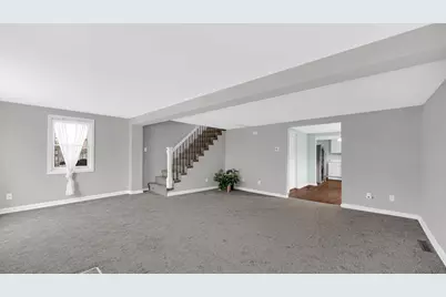 337 N Dearborn Street, Hobart, IN 46342 - Photo 4