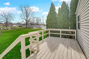 337 N Dearborn St, Hobart, IN 46342 - Photo 36