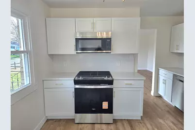 414 Holly Road, Michigan City, IN 46360 - Photo 6