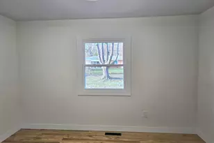 414 Holly Rd, Michigan City, IN 46360 - Photo 12