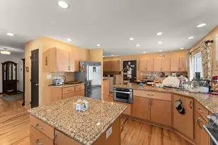 1562 W Tiffany Woods Dr, La Porte, IN 46350 - Photo 12