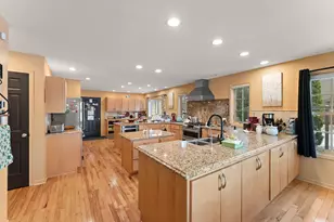 1562 W Tiffany Woods Dr, La Porte, IN 46350 - Photo 10