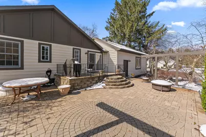 1562 W Tiffany Woods Drive, La Porte, IN 46350 - Photo 32