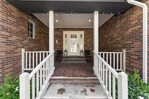 1562 W Tiffany Woods Dr, La Porte, IN 46350 - Photo 2