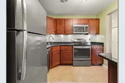 205 W Joliet Street #206, Schererville, IN 46375 - Photo 4