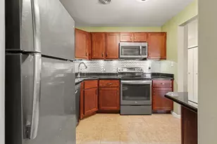 205 W Joliet St, Schererville, IN 46375 - Photo 4