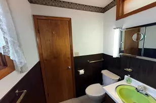 1810 W 95th Ct, Crown Point, IN 46307 - Photo 14