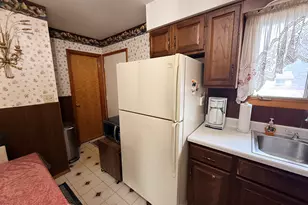 1810 W 95th Ct, Crown Point, IN 46307 - Photo 8