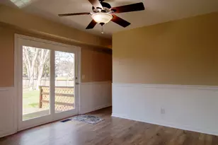 1900 Loganberry Ln, Crown Point, IN 46307 - Photo 8