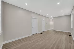 724 Willow Ct, Hammond, IN 46320 - Photo 6