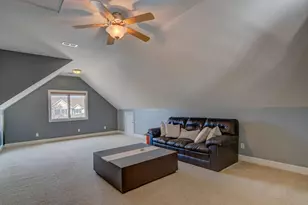 669 Davis Cir, Crown Point, IN 46307 - Photo 14