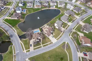 669 Davis Cir, Crown Point, IN 46307 - Photo 20