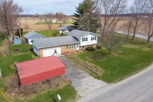 8977 E Chicago Trl, New Carlisle, IN 46552 - Photo 18