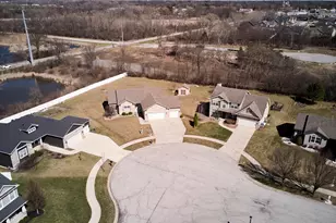 2427 Bennington Ave, Schererville, IN 46375 - Photo 38