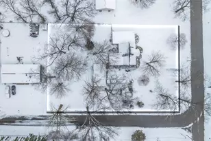 310 Edgemoor Dr, Trail Creek, IN 46360 - Photo 14