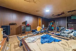 310 Edgemoor Dr, Trail Creek, IN 46360 - Photo 18