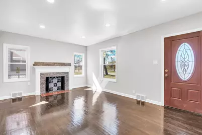263 Rutledge Street, Gary, IN 46404 - Photo 6