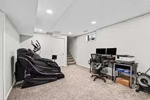 6386 Michael Dr, Portage, IN 46368 - Photo 18