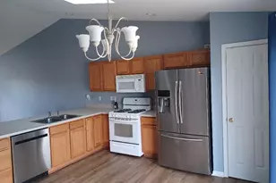 4424 W 91st Pl, Merrillville, IN 46410 - Photo 8