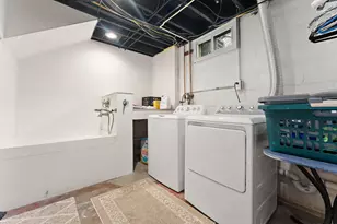 474 Park Ave, Valparaiso, IN 46385 - Photo 24