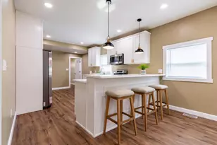 1047 Arizona St, Gary, IN 46403 - Photo 8