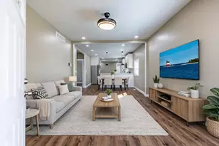 1047 Arizona St, Gary, IN 46403 - Photo 4